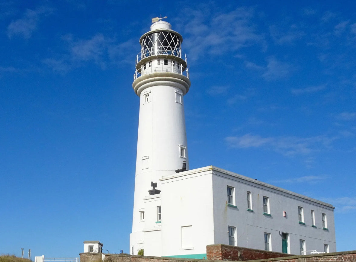 Filey beach to Filey Brigg with a stop at Flamborough Cliffs to say “hey” to the Drinking Dinosaur rock formation 🦖 Sunday 4th May